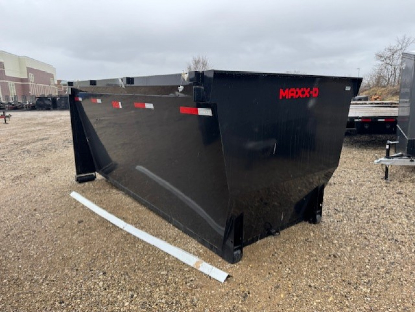 New 2026 MAXX-D ROXB14 Dump Bin