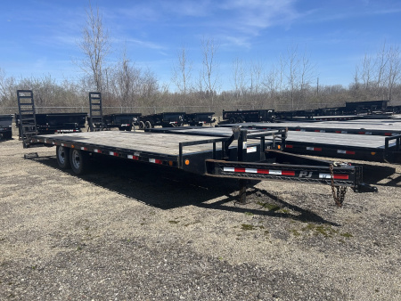 Used 2015 PJ Trailers 102 IN X 24 FT DECK OVER EQUIPMENT TRAILER WITH RAMPS