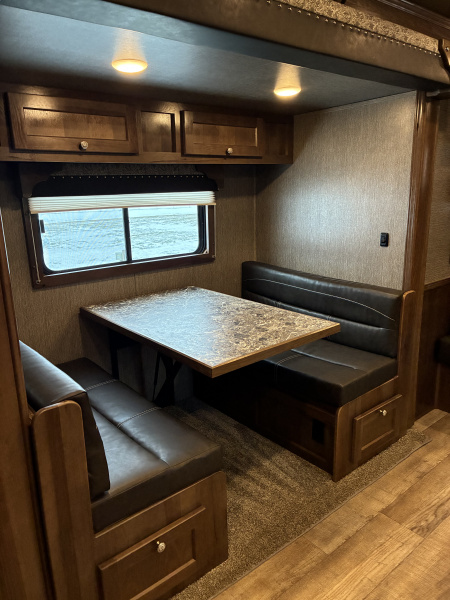 New 2026 SMC 4H 13' LQ Horse Trailer