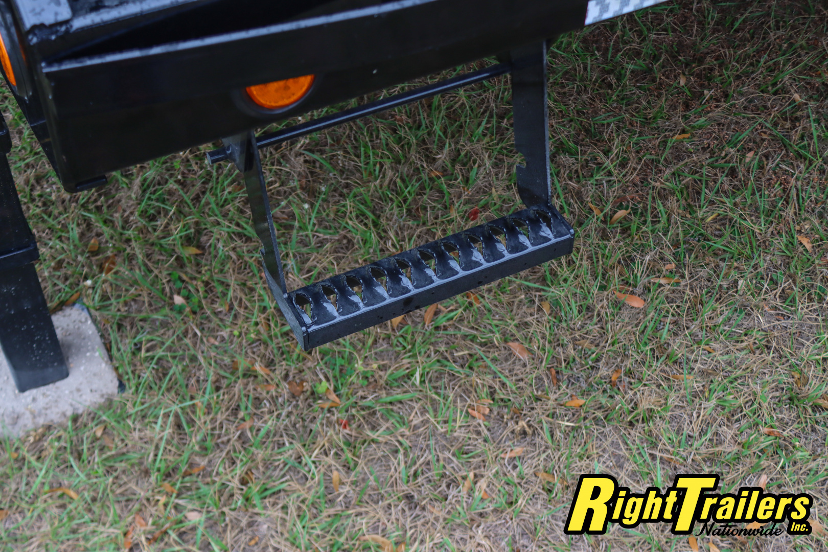 New 2026 8.5X40 PJ GOOSENECK EQUIPMENT TRAILER