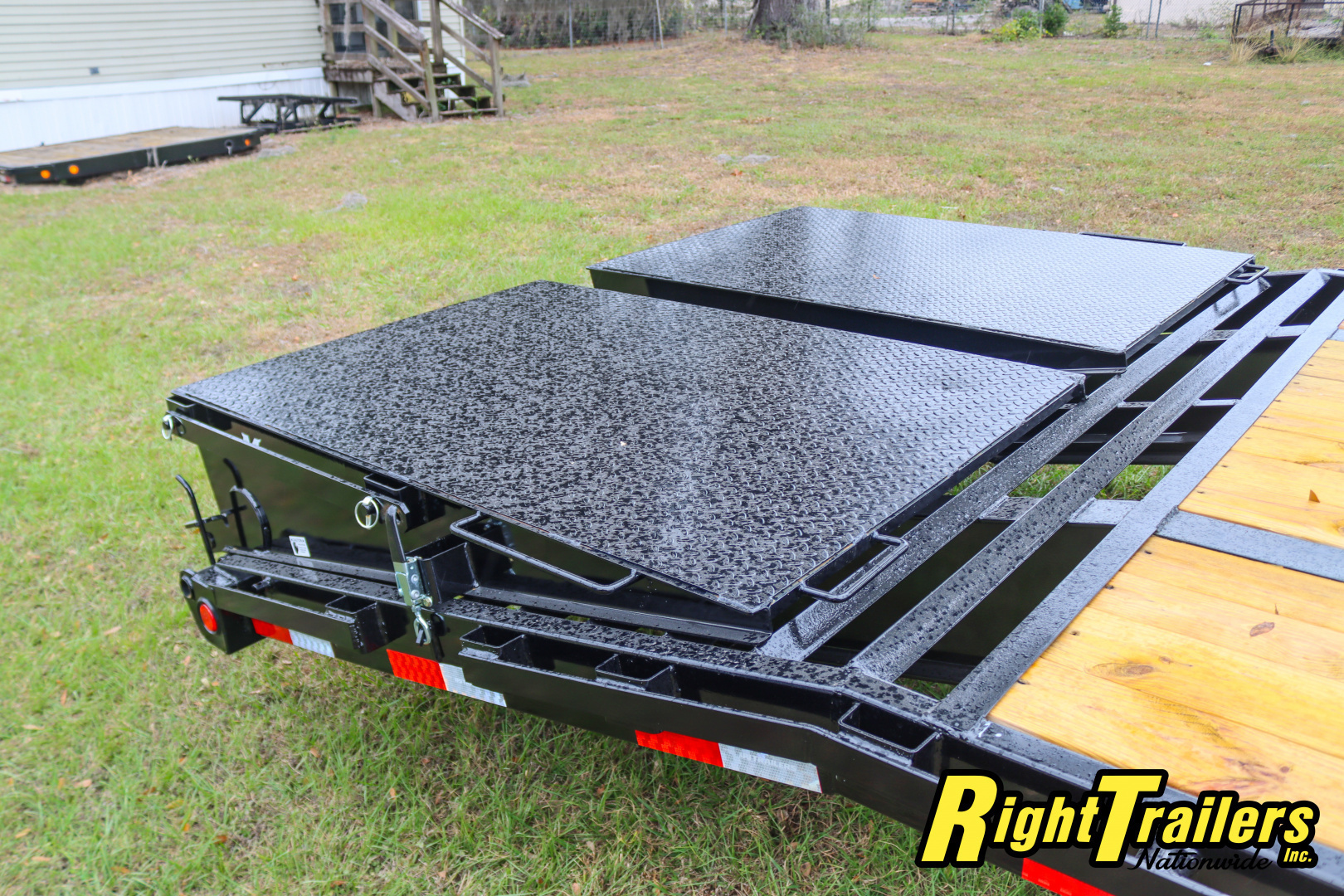 New 2026 8.5X25 PJ Gooseneck Equipment Trailer
