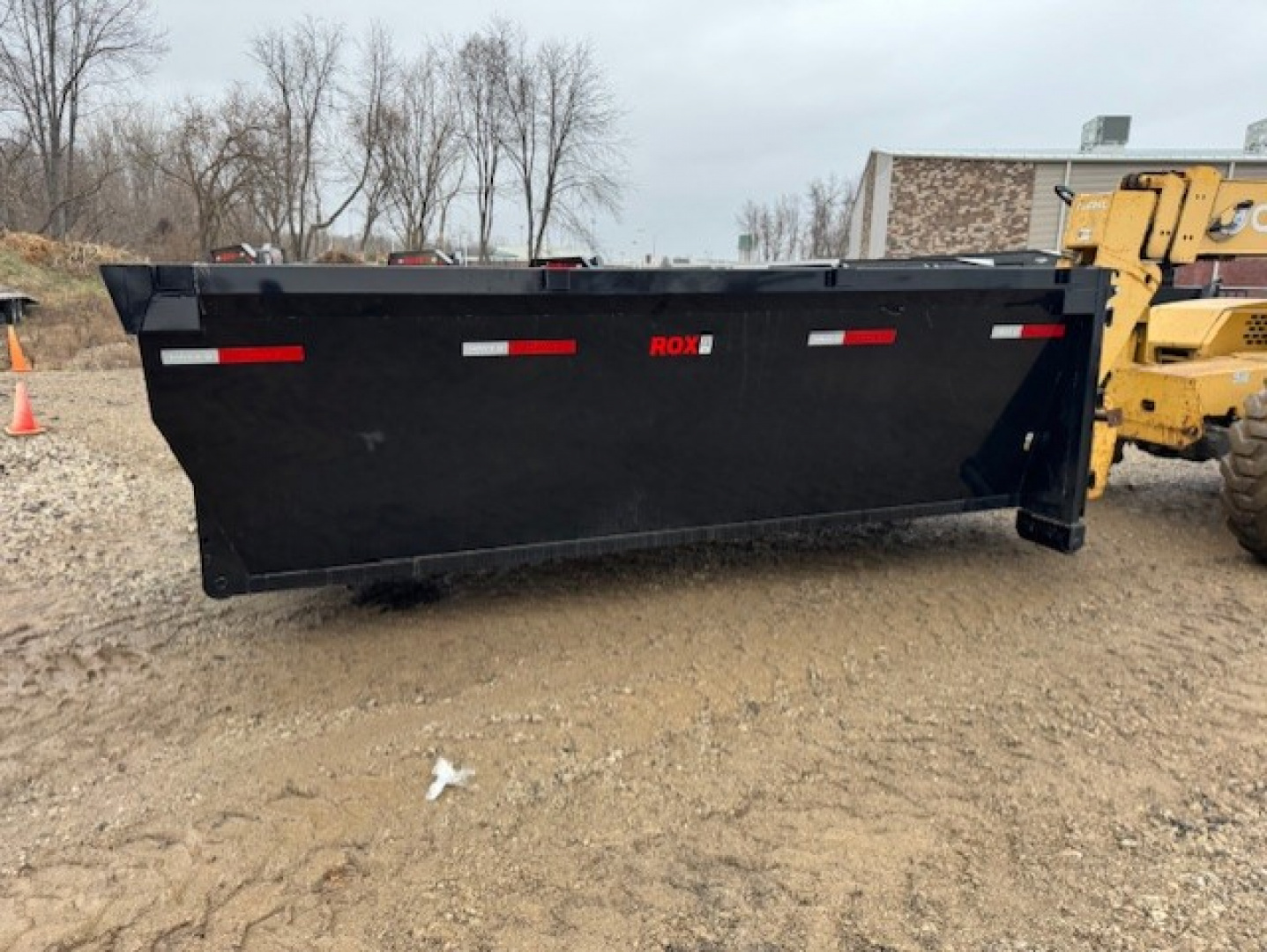 New 2026 MAXX-D ROXB14 Dump Bin