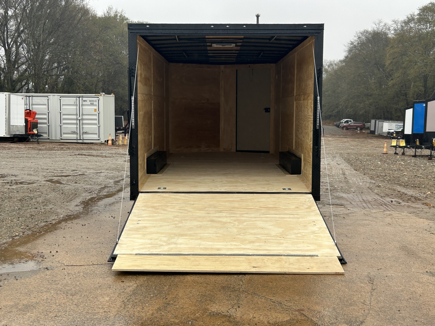 New 2026 Rock Solid Cargo 8.5x20 10K Car Hauler Cargo / Enclosed Trailer