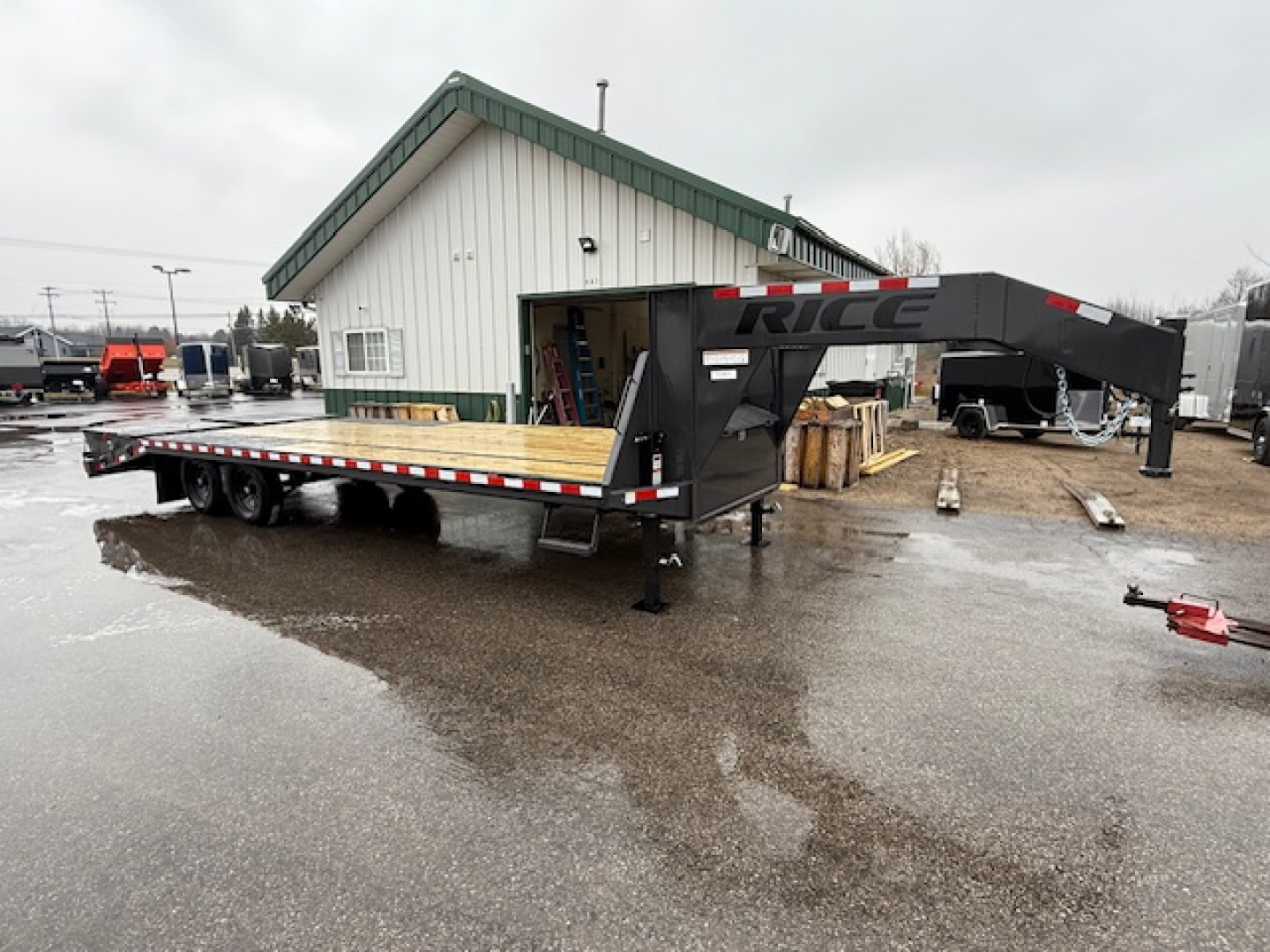 New 2026 Rice Trailers 102"X25' GOOSENECK Equipment Trailer