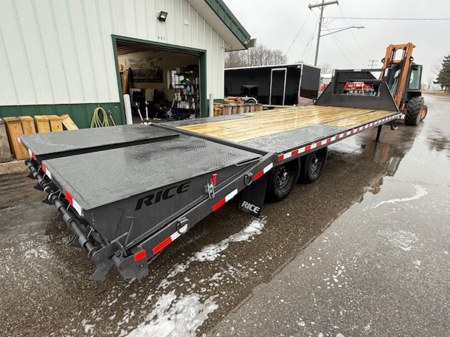 New 2026 Rice Trailers 102"X25' GOOSENECK Equipment Trailer