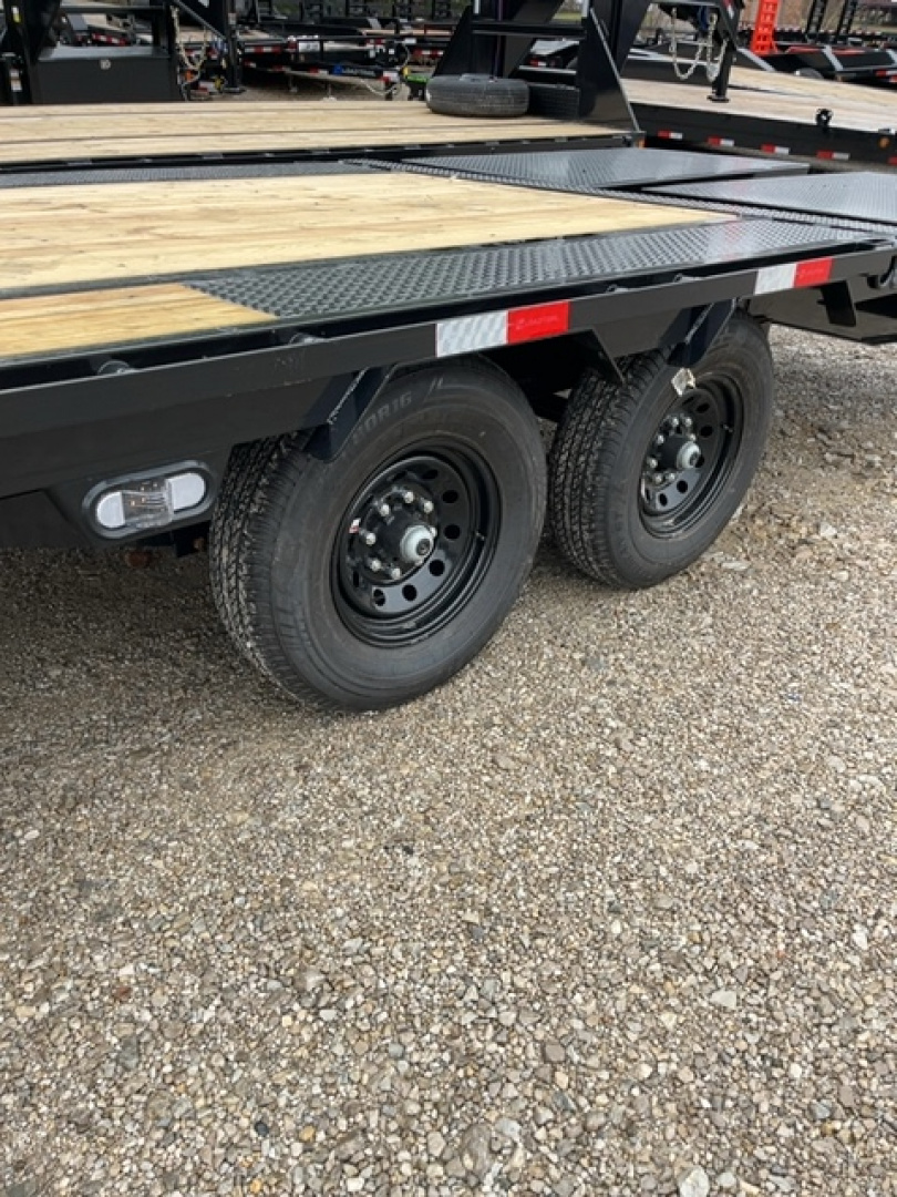 New 2026 Load Trail 102'' x 25' Single Wheel Low-Pro Gooseneck Deckover Trailer