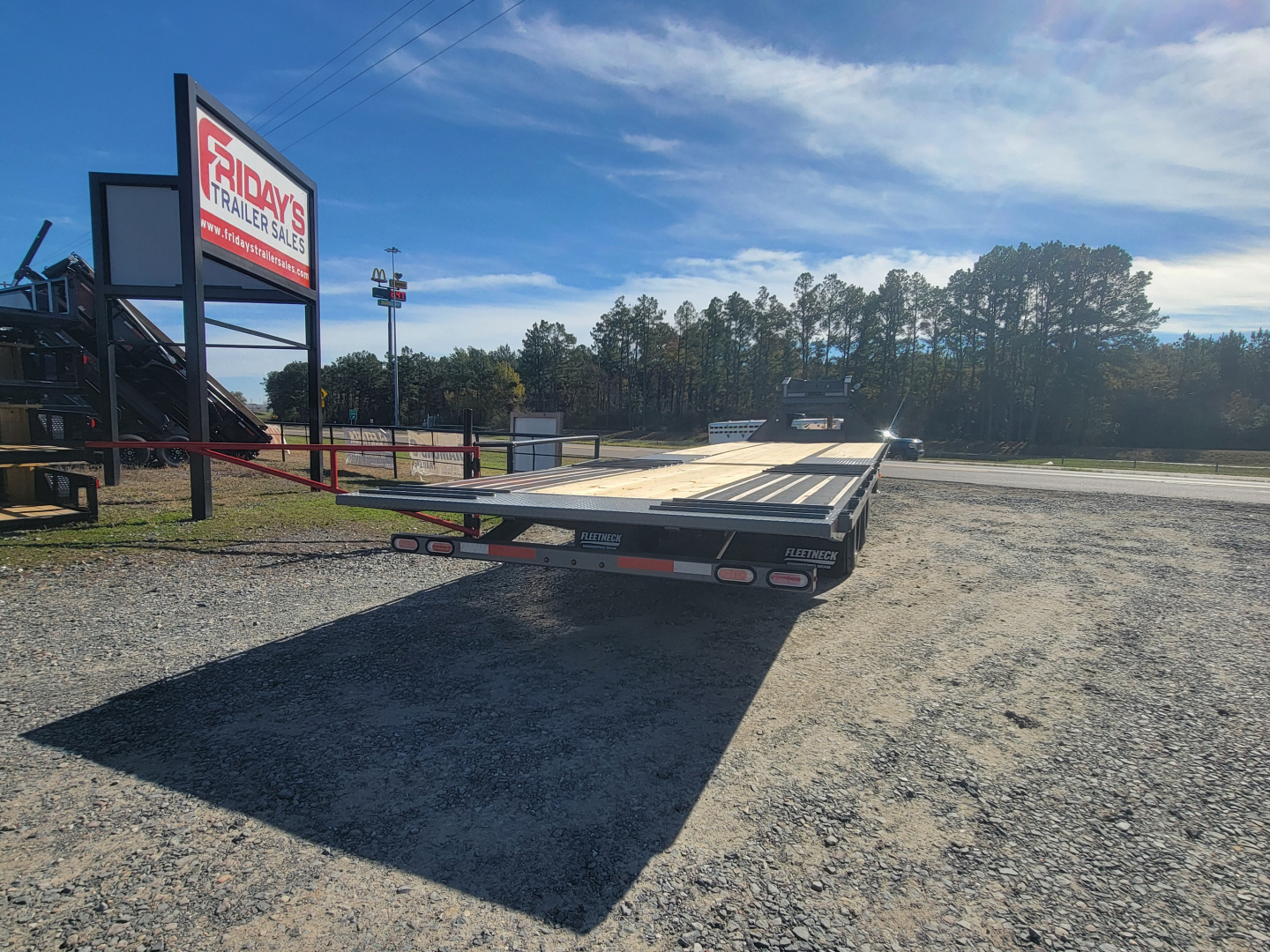 New 2026 Diamond C Trailers FMAX212 32' x 102" Hydraulic Dovetail Pacesetter Edition