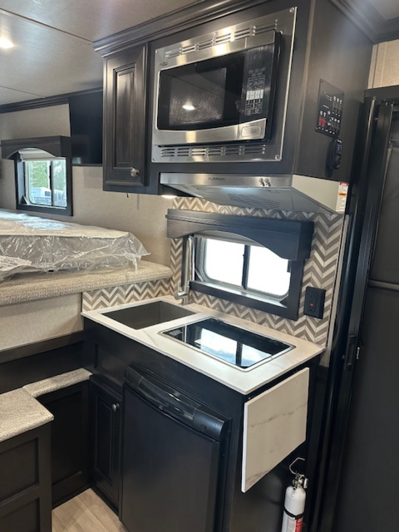 New 2025 Featherlite 8413 Living Quarter w/Stock Back