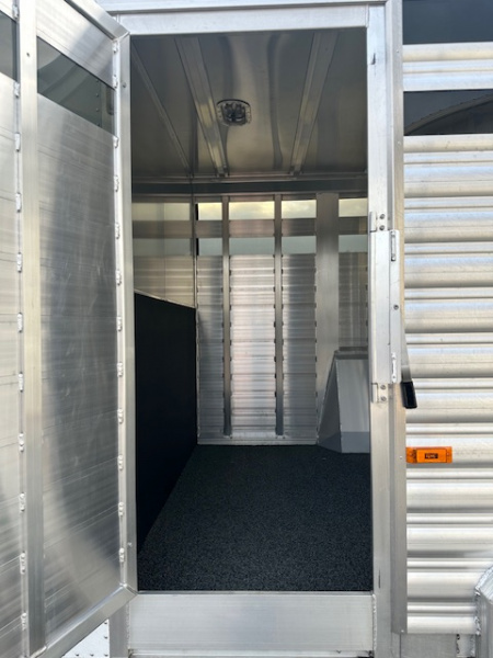 New 2025 Featherlite 8413 Living Quarter w/Stock Back