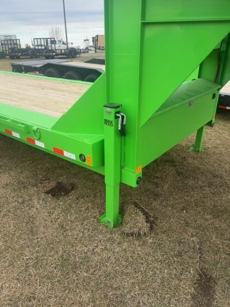 New 2026 Load Trail 40'X102 TRIPLE AXLE Car Hauler