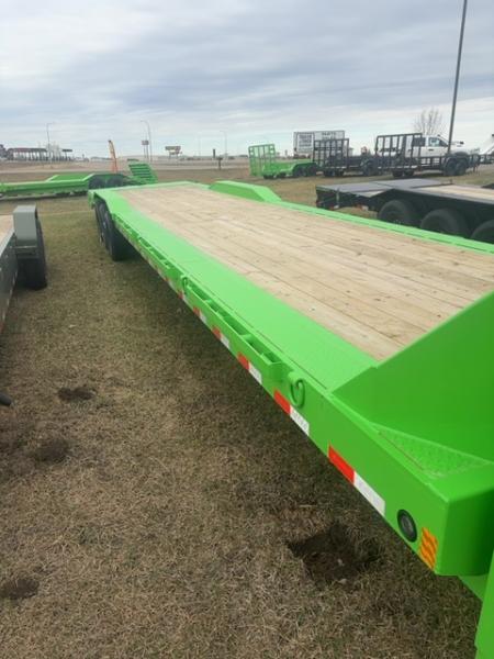 New 2026 Load Trail 40'X102 TRIPLE AXLE Car Hauler