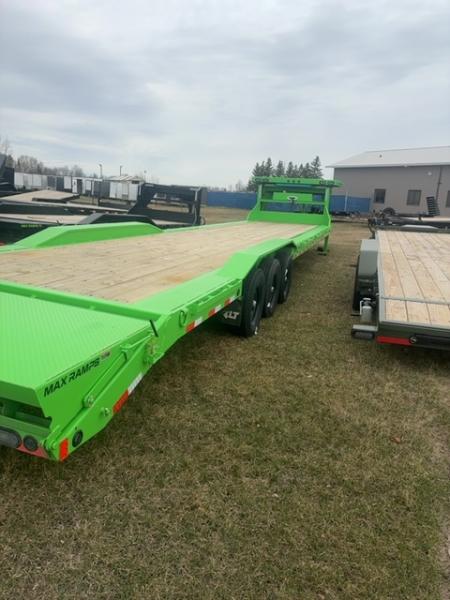 New 2026 Load Trail 40'X102 TRIPLE AXLE Car Hauler