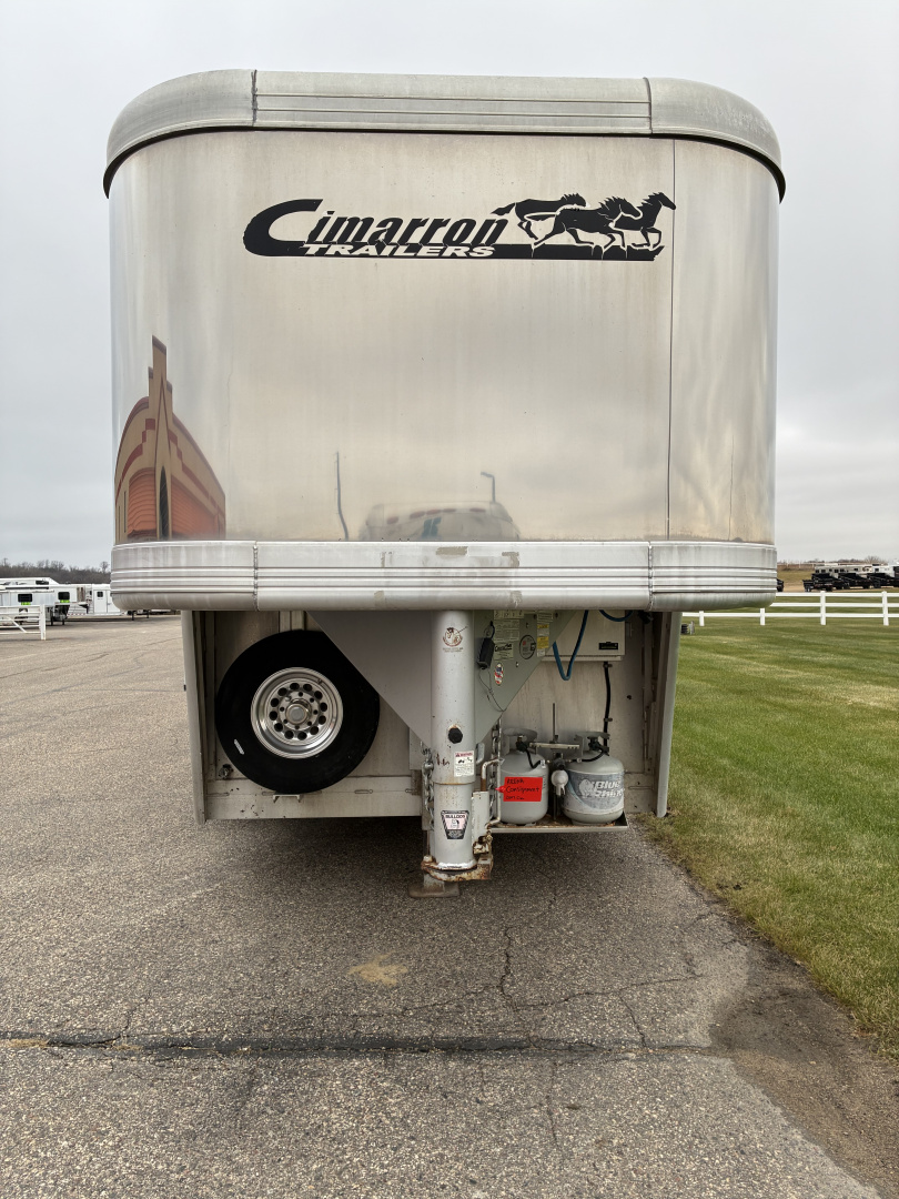 Used 2007 Cimarron 2H 11' LQ Horse Trailer