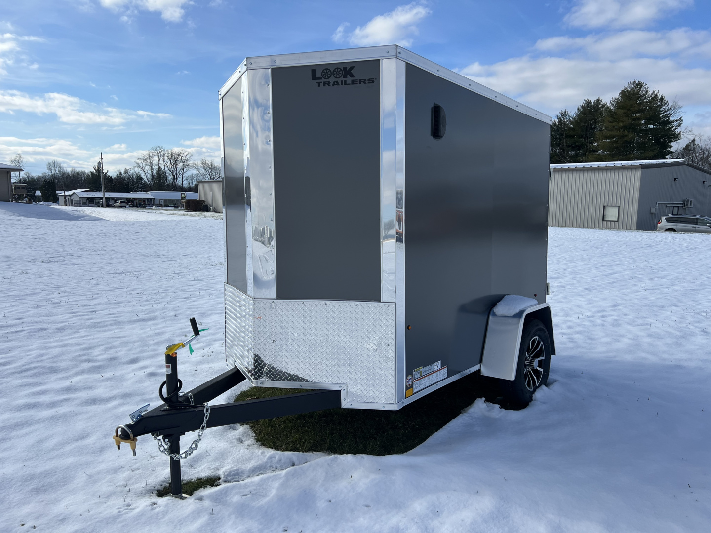 New 2026 Look Trailers 5X8 3K ST-DLX BARN DOOR Cargo / Enclosed Trailer