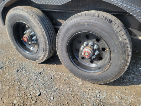 New 2026 Diamond C Trailers LPT210 16'x82" Gooseneck Dump Trailer Pacesetter Edition