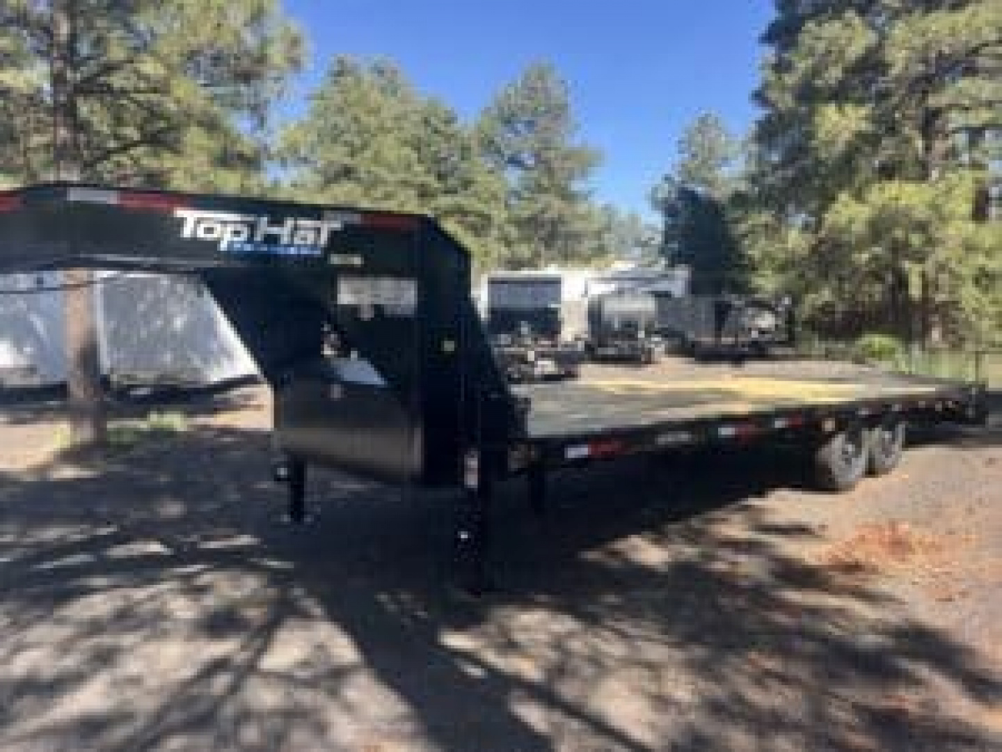 New 2026 Top Hat Trailers 102X20+5 15.9K Flatbed Trailer