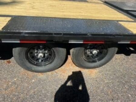 New 2026 Top Hat Trailers 102X20+5 15.9K Flatbed Trailer
