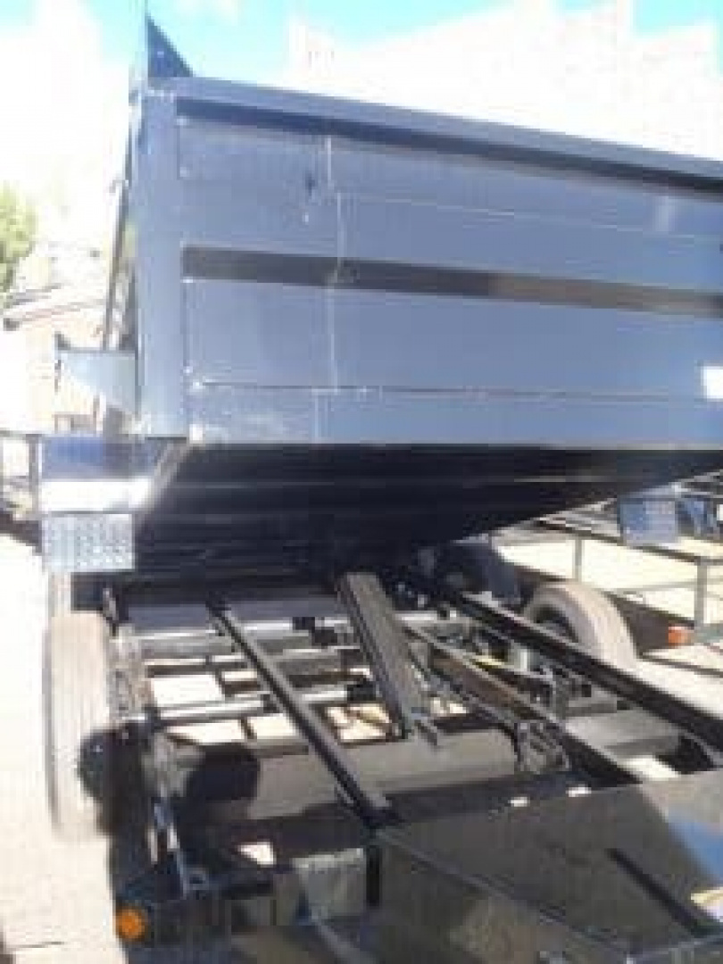 New 2026 Top Hat Trailers 5X10 Dump 70 Dump Trailer