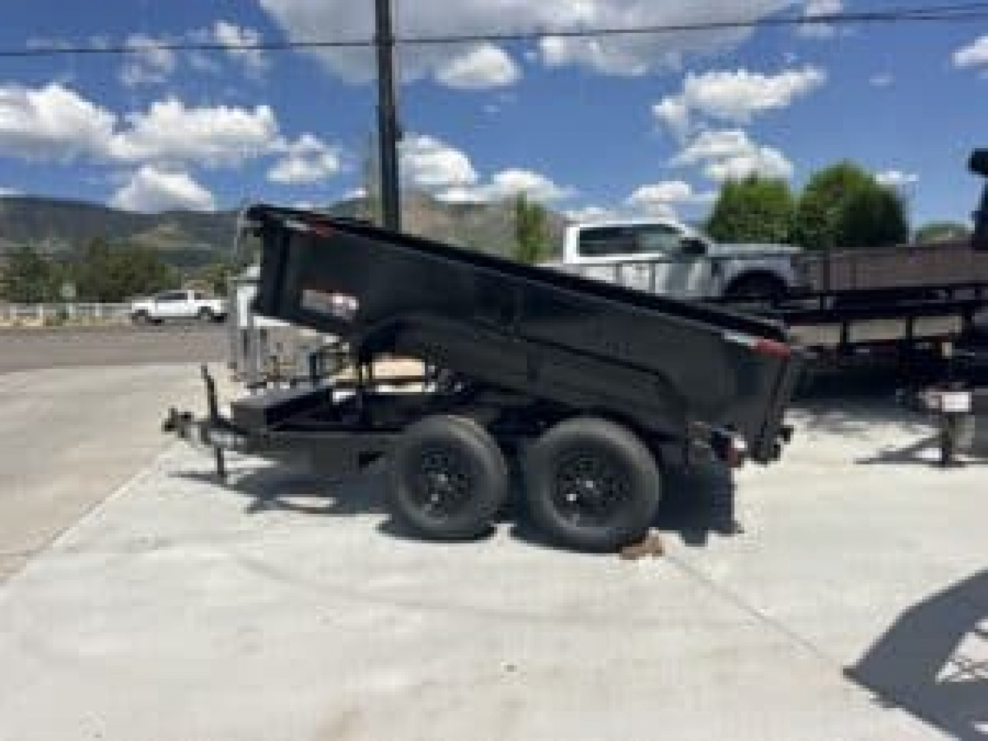 New 2026 Top Hat Trailers 5X10 Dump 70 Dump Trailer