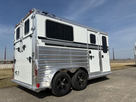 New 2027 4-Star 2H Straight Load Bumper Pull Horse Trailer