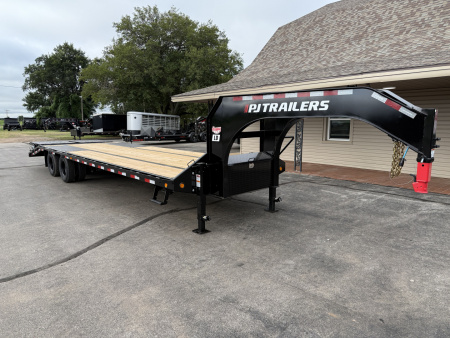 New 2026 PJ 102 x30' GN Low-Pro Flatbed w/ Duals - LD