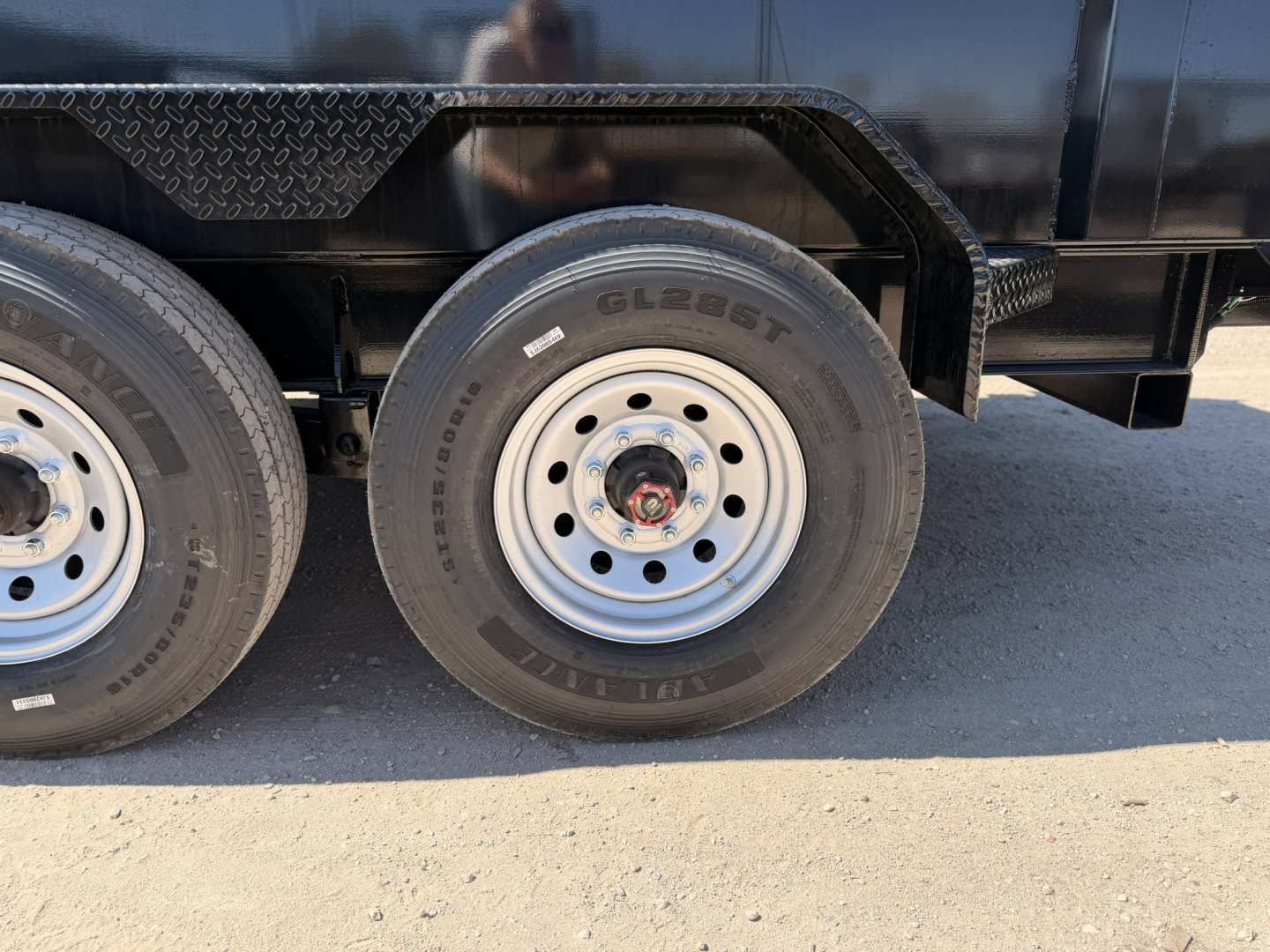 New 2026 Diamond T 7-16 Dump W/ 7 Gauge Floor/Wall 8K Axles