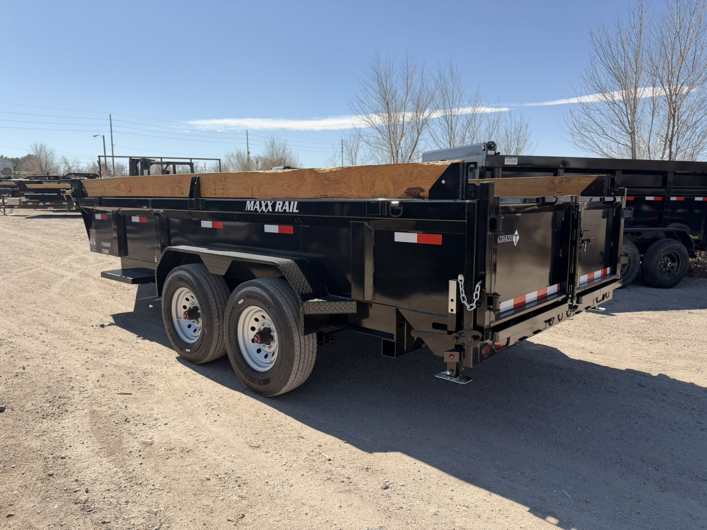 New 2026 Diamond T 7-16 Dump W/ 7 Gauge Floor/Wall 8K Axles