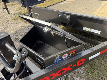 New 2026 MAXX-D G8B8322 Tilt Trailer