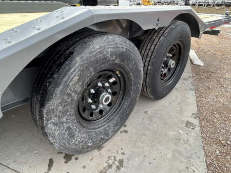 New 2026 Diamond C Trailers HXD207 22X102 Tilt Trailer