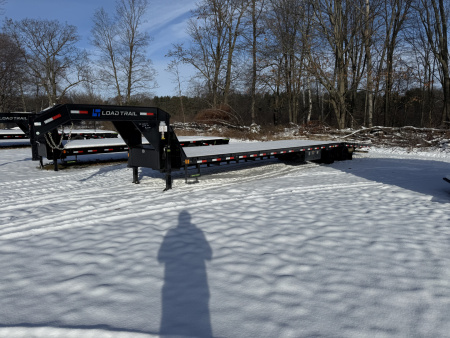New 2026 Load Trail 102X40 HYD DOVETAIL W/ HYD JACKS HYD DISC BRAKES Gooseneck Bodies