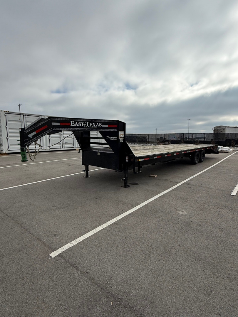 Used Preowned 2023 East Texas Trailers 25+5 Flatbed Gooseneck Trailer: Mega Ramps, 15,680 GVWR, Spare