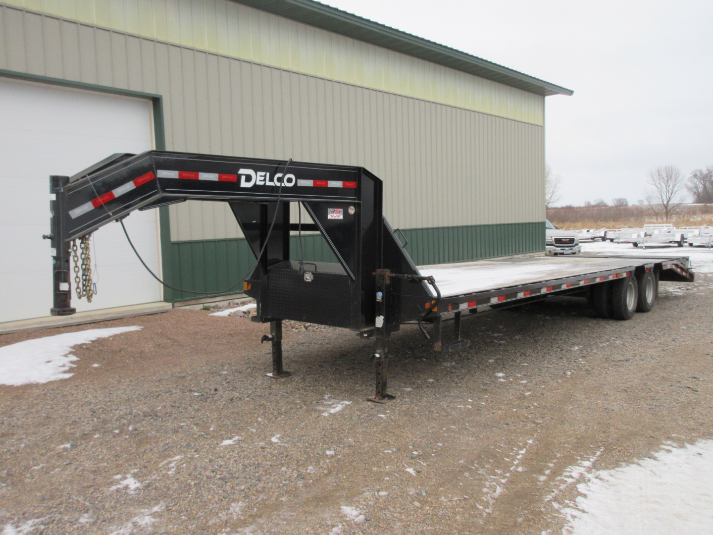 Used 2022 Delco Trailers Delta 32' GN Flatbed Trailer