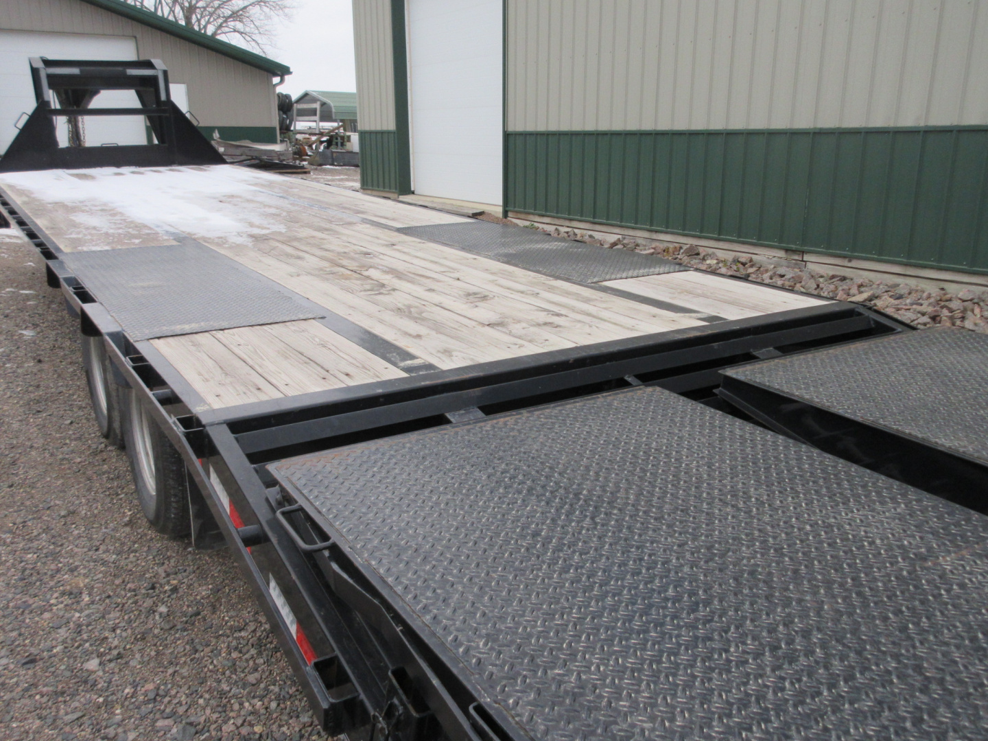 Used 2022 Delco Trailers Delta 32' GN Flatbed Trailer