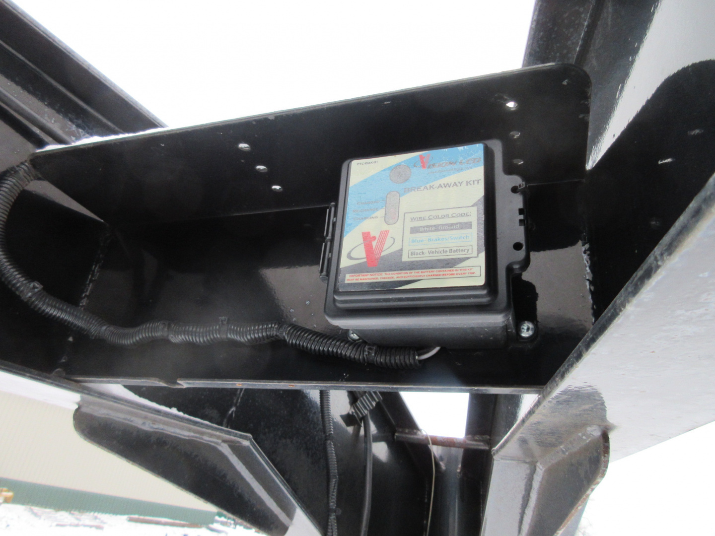 Used 2022 Delco Trailers Delta 32' GN Flatbed Trailer