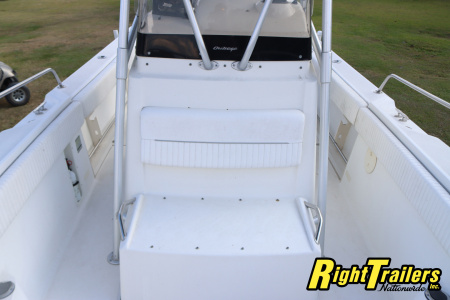 Used 1998 260 Outrage Boston Whaler Center Console