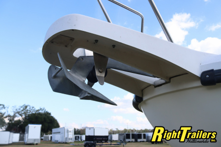 Used 1998 260 Outrage Boston Whaler Center Console