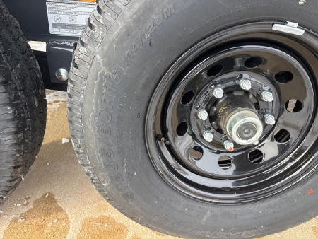 New 2026 Lamar Trailers DL831427-24 Dump Trailer