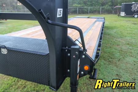 New 2026 8.5x30 PJ Gooseneck Equipment Trailer