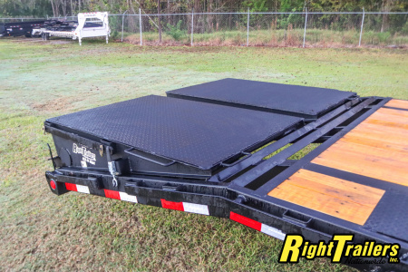 New 2026 8.5X25 PJ Gooseneck Equipment Trailer