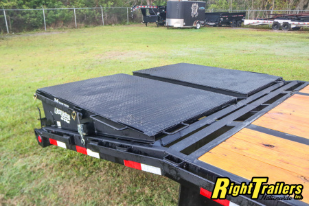 New 2026 8.5X32 PJ Trailers Gooseneck Equipment Trailer