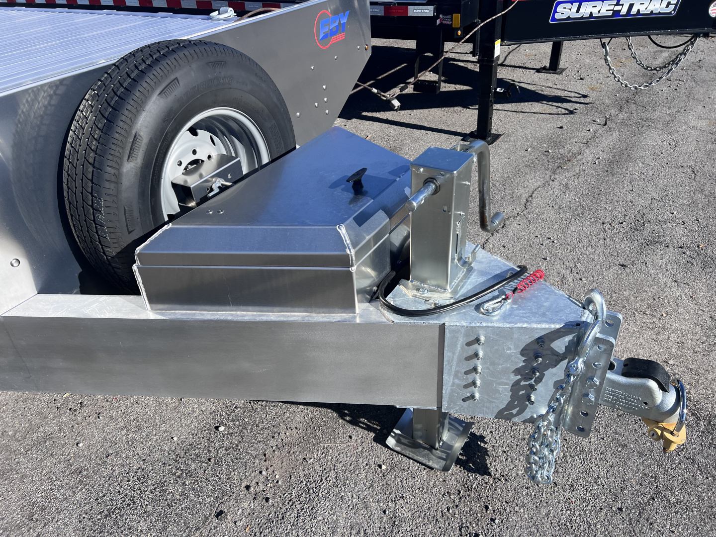 New 2025 EBY 8.5X25 14K Deckover Trailer