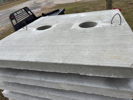 New 2026 Other Concrete Waterers Concrete 6x6 Chicken Pit Tops