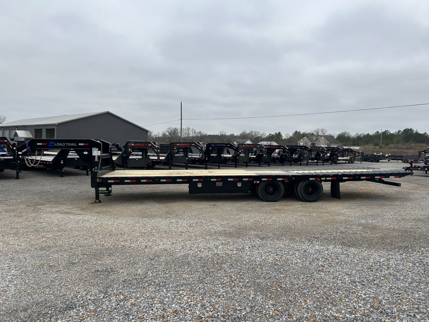 New 2026 Load Trail Hydraulic Dovetail Gooseneck Trailer | 102" x 32' 25.9K GVWR