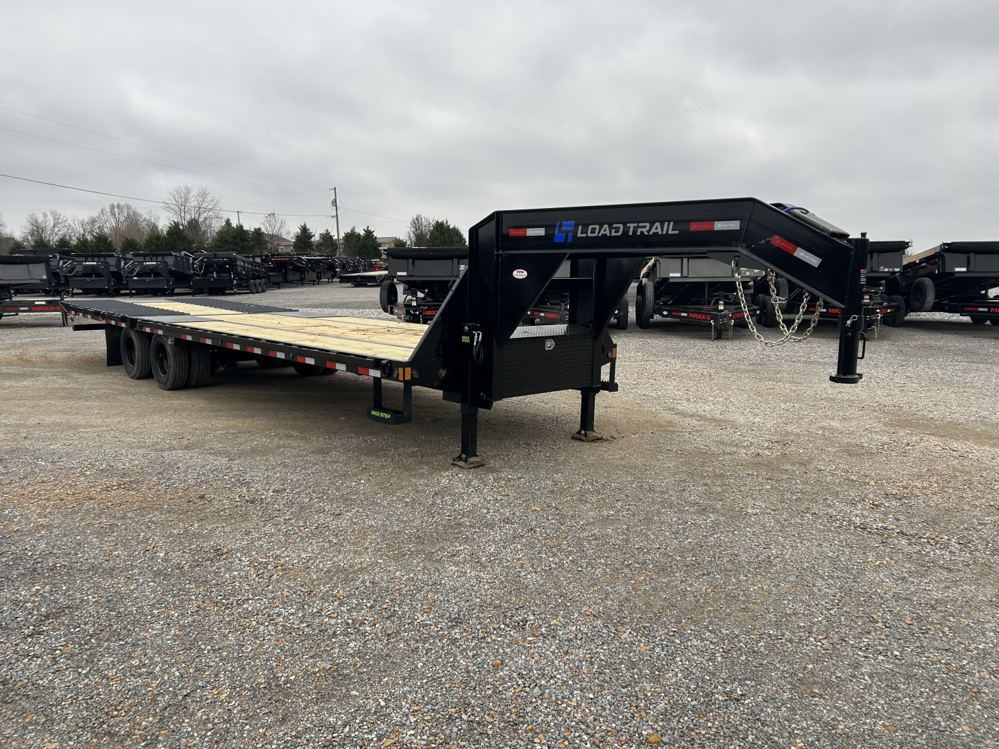 New 2026 Load Trail Hydraulic Dovetail Gooseneck Trailer | 102" x 32' 25.9K GVWR