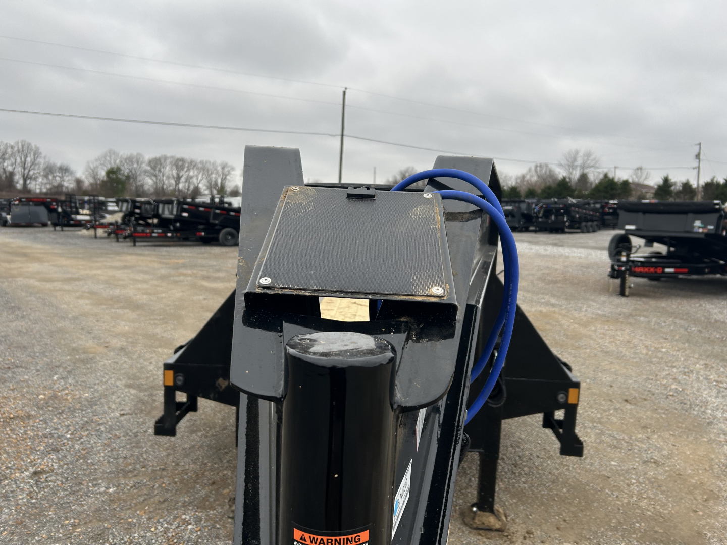 New 2026 Load Trail Hydraulic Dovetail Gooseneck Trailer | 102" x 32' 25.9K GVWR