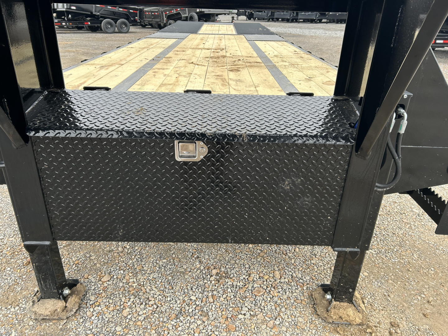 New 2026 Load Trail Hydraulic Dovetail Gooseneck Trailer | 102" x 32' 25.9K GVWR