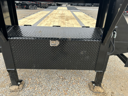 New 2026 Load Trail Hydraulic Dovetail Gooseneck Trailer | 102" x 32' 25.9K GVWR