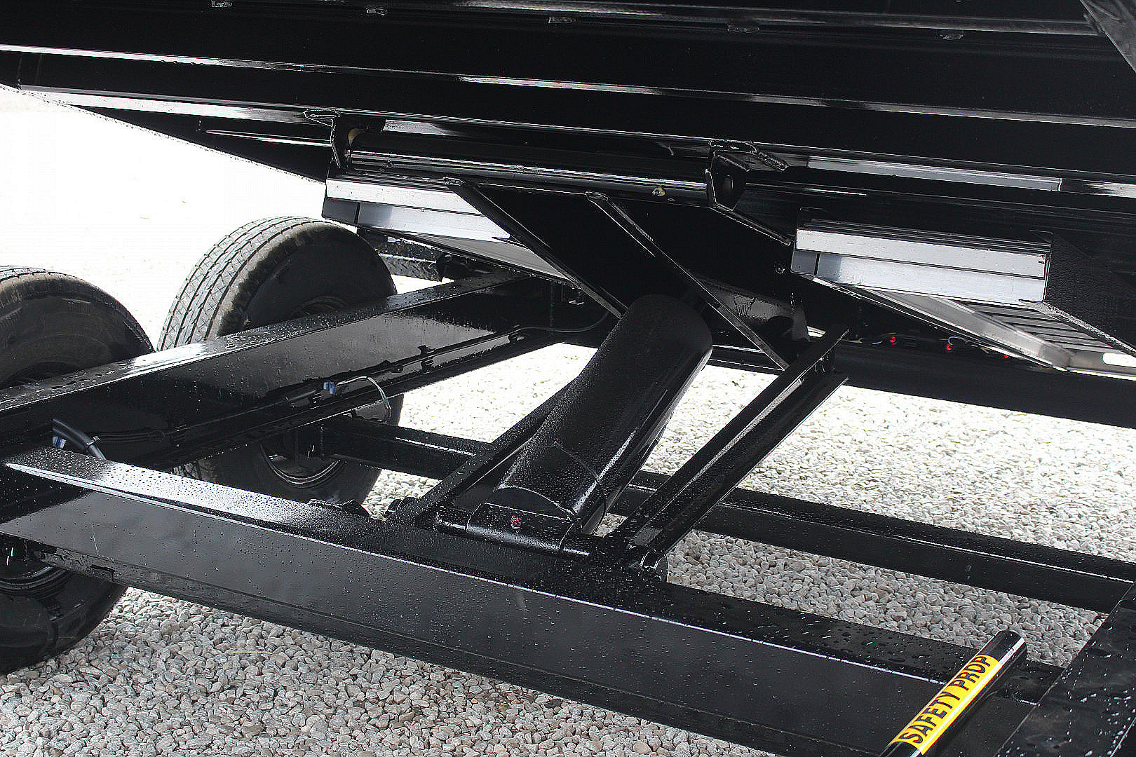 New 2026 Moritz 6' 10" x 14' Heavy Commercial DLH Series Dump Trailer - 14000# GVW