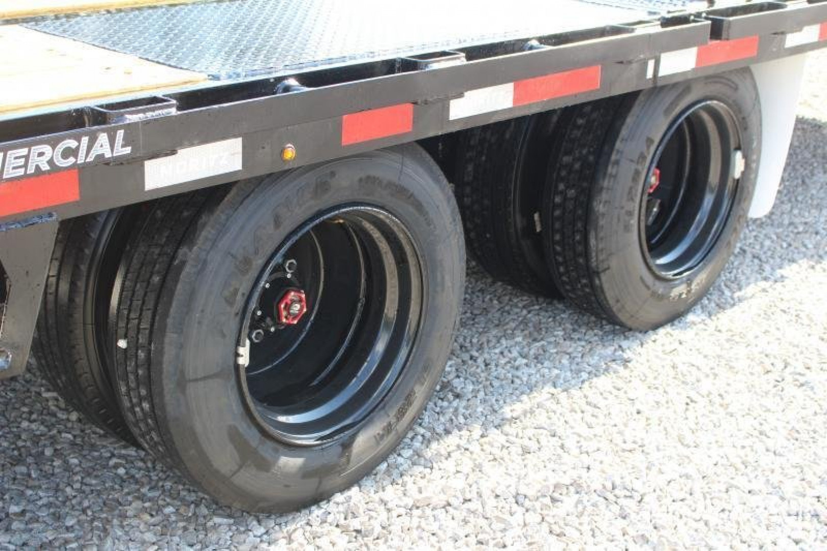 New 2026 Moritz FDGH Hydraulic Tail 32' GOOSENECK Deckover Flatbed Trailer- 25900# GVW