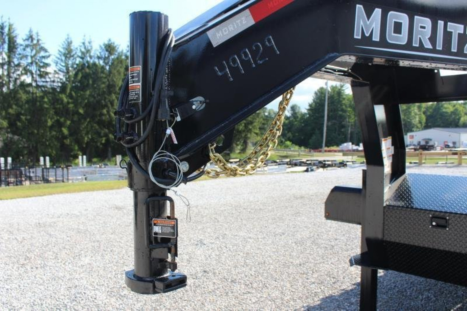 New 2026 Moritz FDGH Hydraulic Tail 32' GOOSENECK Deckover Flatbed Trailer- 25900# GVW